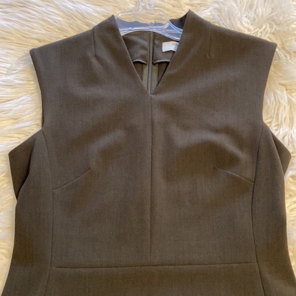 M.M.Lafleur Dress size 2 excellent condition length 38” bust 28” - Picture 12 of 16